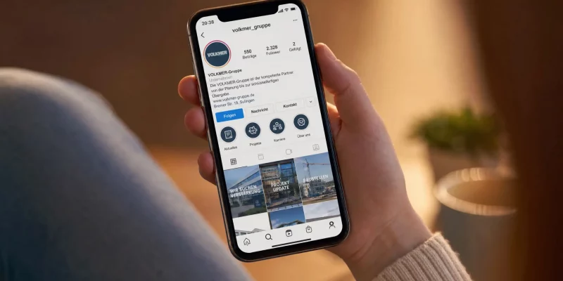 Unternehmen bei der Planung von Social-Media-Inhalten